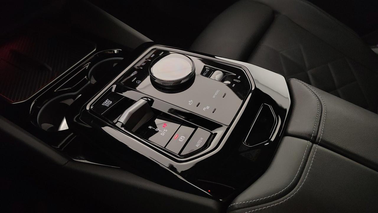 BMW Serie 5 G60 Berlina - 520d 48V xdrive MSport Pro auto