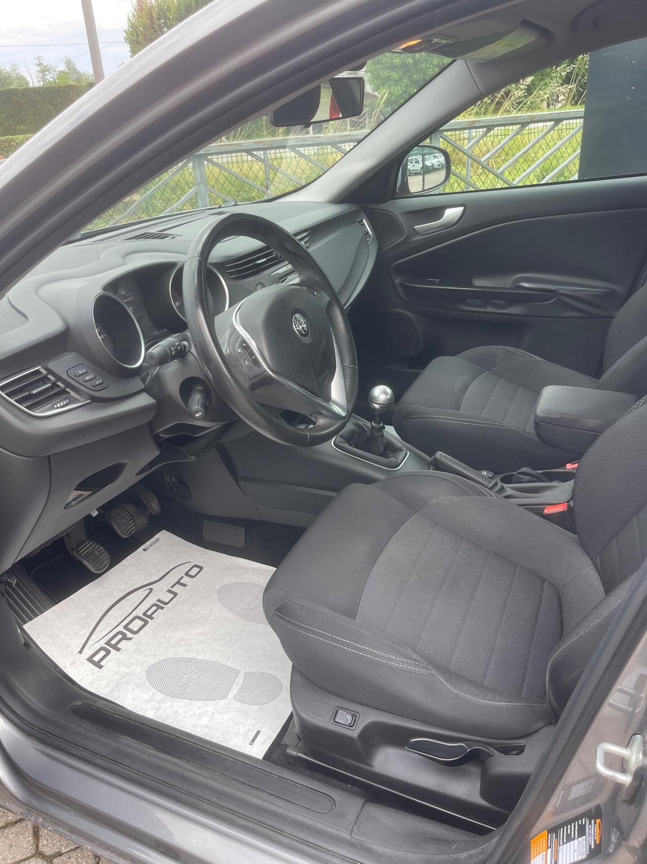 Alfa Romeo Giulietta 1.4 Turbo 120 CV GPL Super