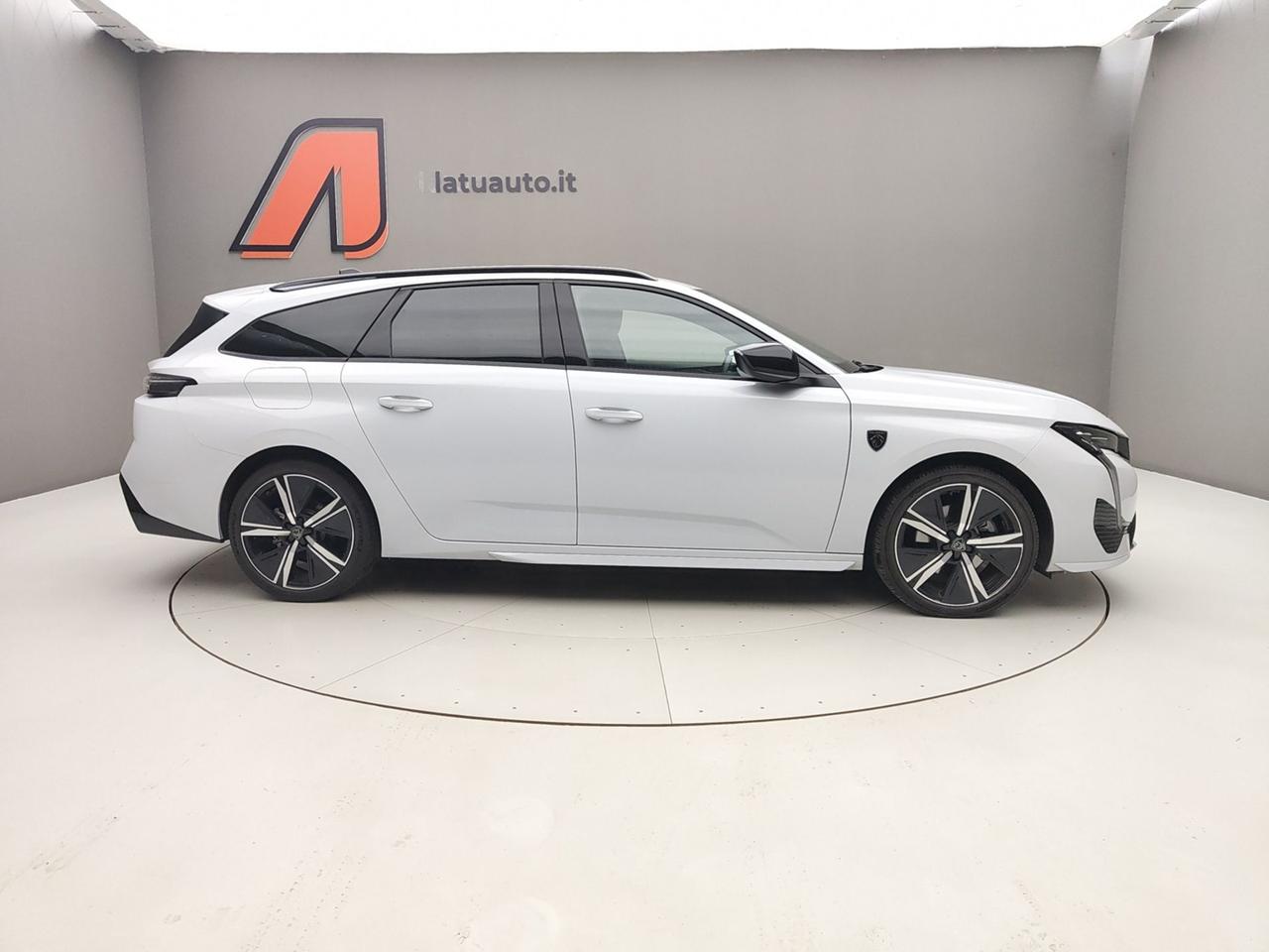 PEUGEOT 308 III 2021 SW 1.2 HYBRID 145CV GT E-DCS6