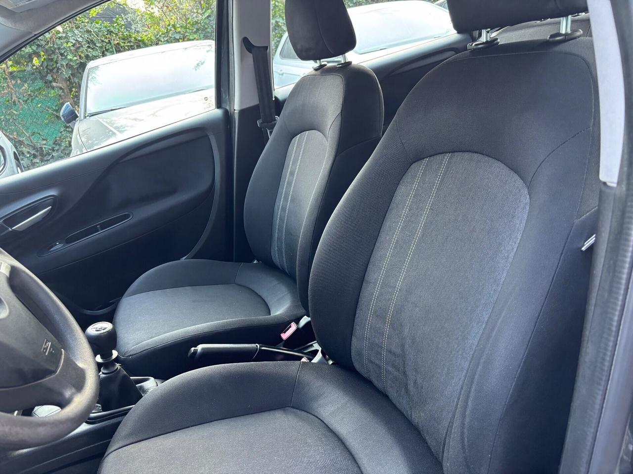 Fiat Punto 1.2 8V 5 porte Lounge OK Neopatentati