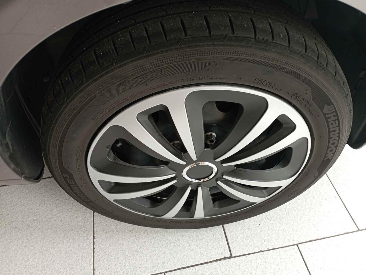 Lancia Ypsilon 1.2 69 CV 5 porte S&S Platinum