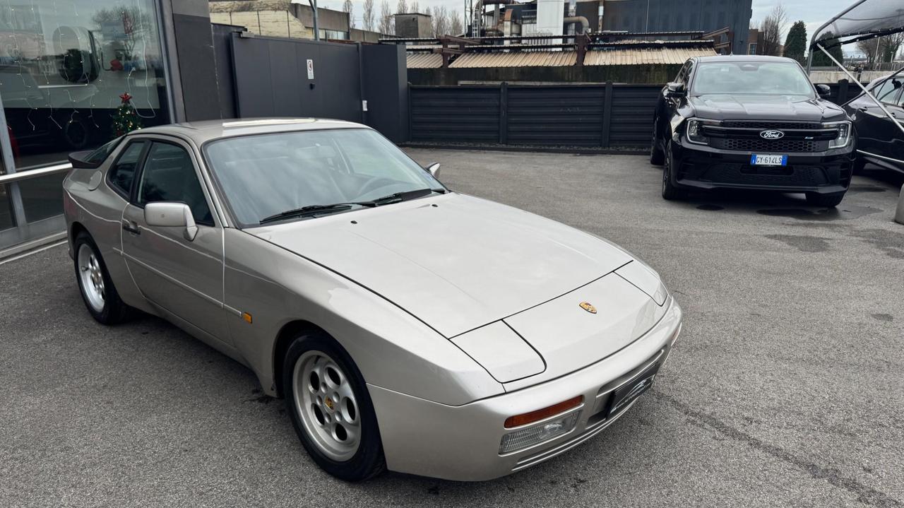 Porsche 944 Coupe 2.5 Turbo