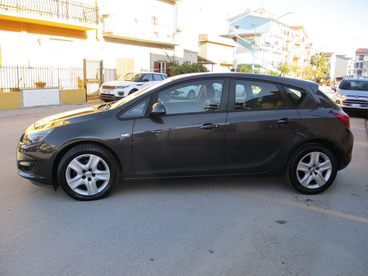 OPEL Astra 1.6 CDTI 110cv Cosmo 5 porte