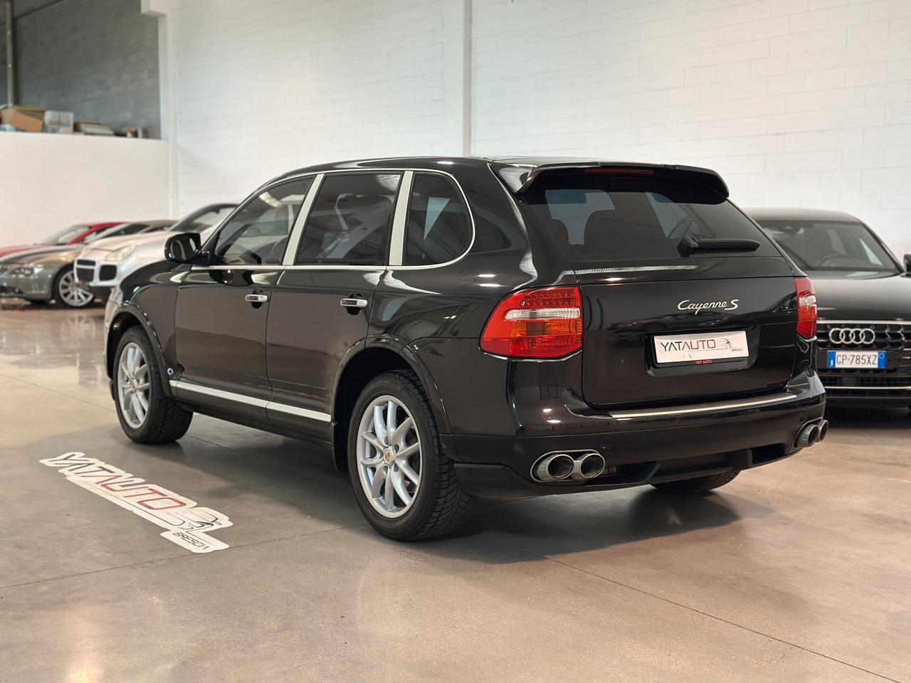 Porsche Cayenne 4.8 S