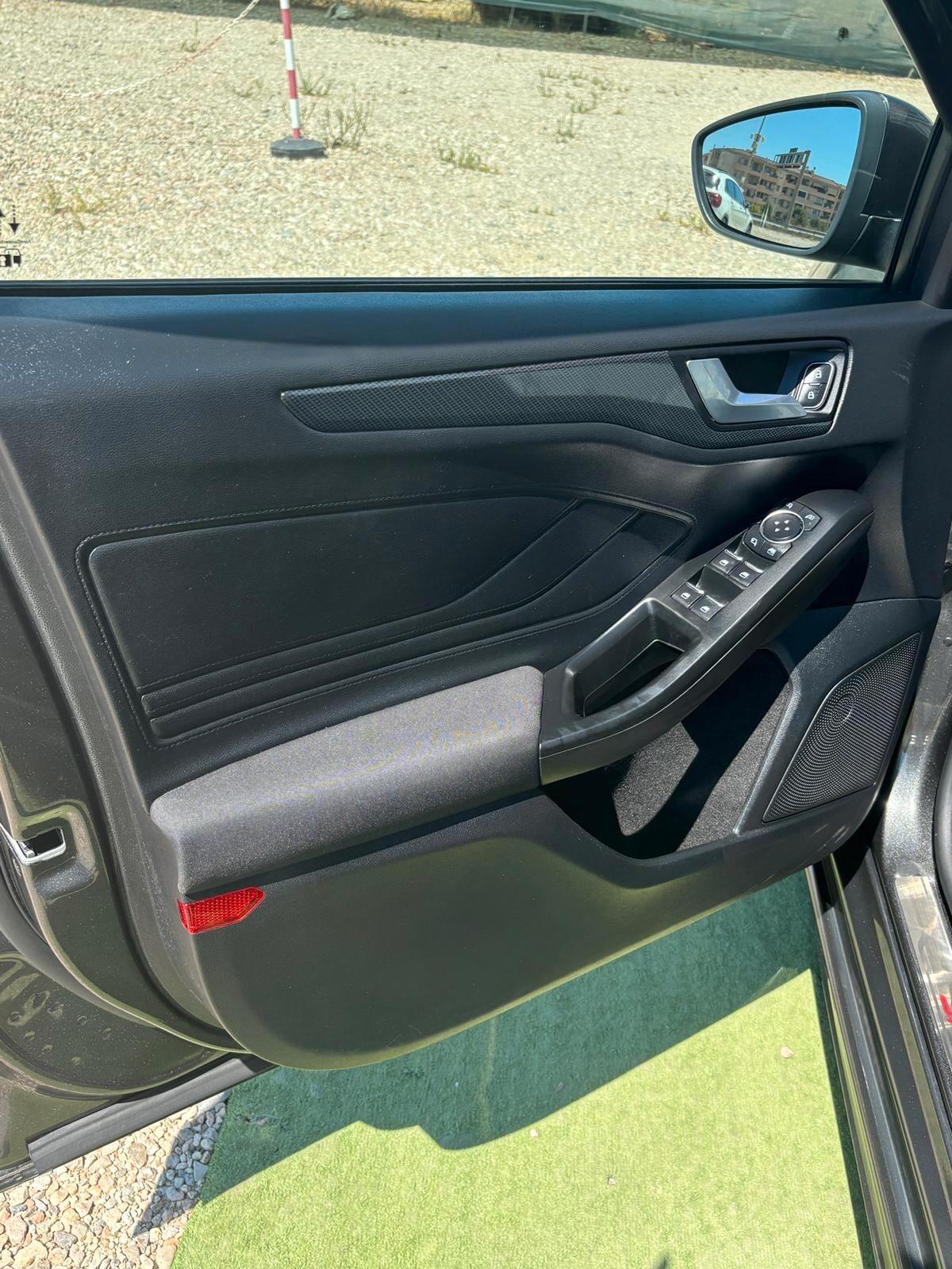 Ford Focus DIESEL 1.5 EcoBlue ST LINE AUTOMATICA