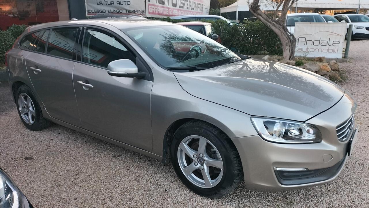 Volvo V60 D4 1600 D **PREZZO REALE **