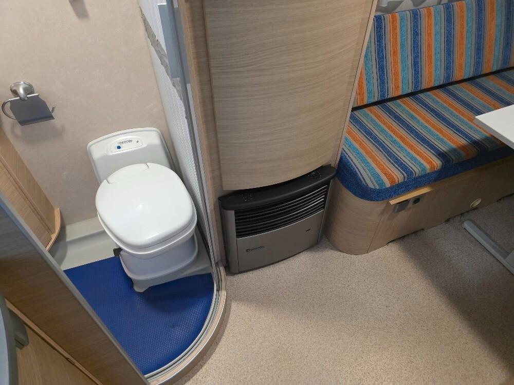 CARAVAN ADRIA ACTION 361 LH