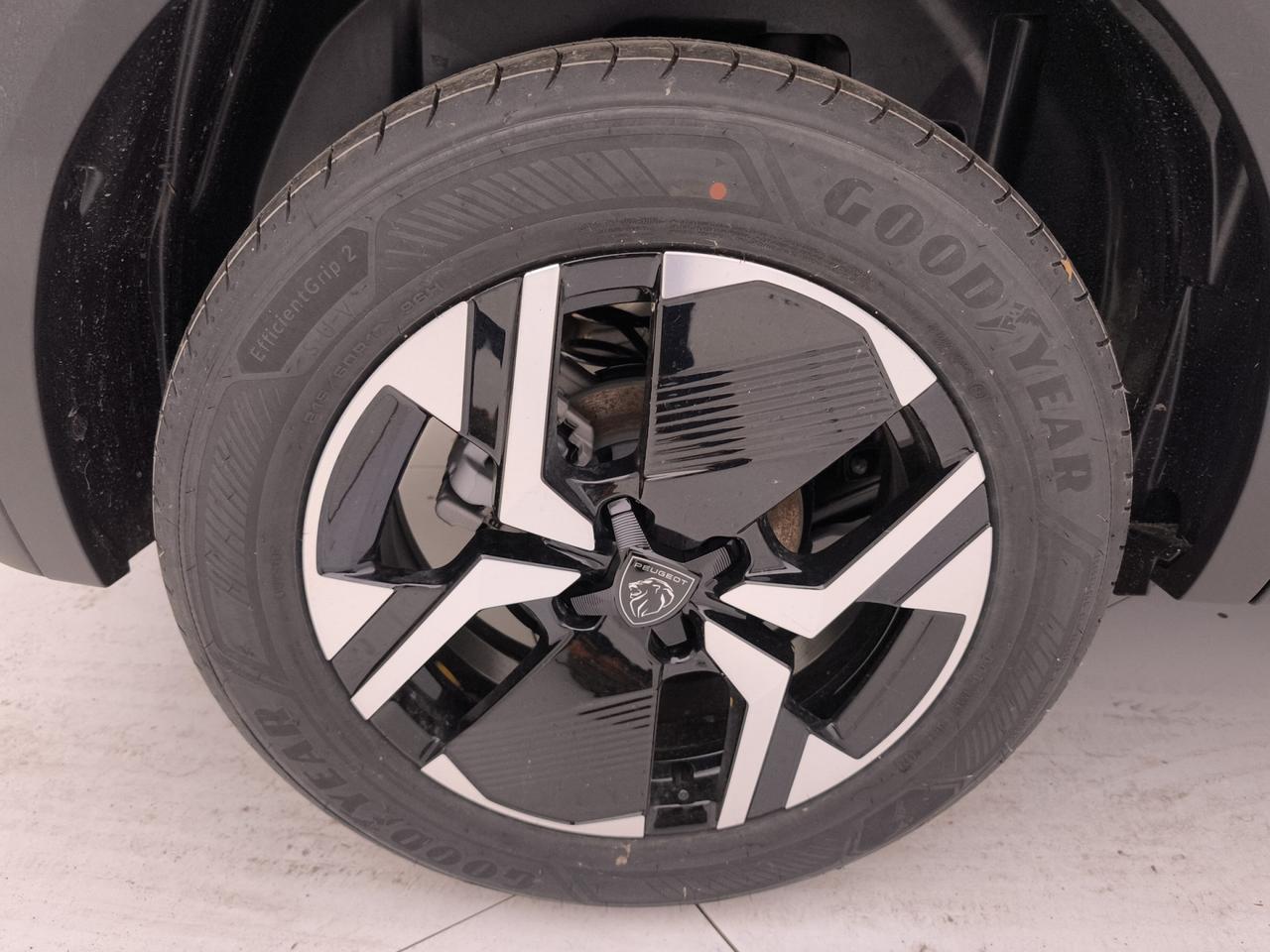 PEUGEOT 2008 Allure PureTech 100 S&S