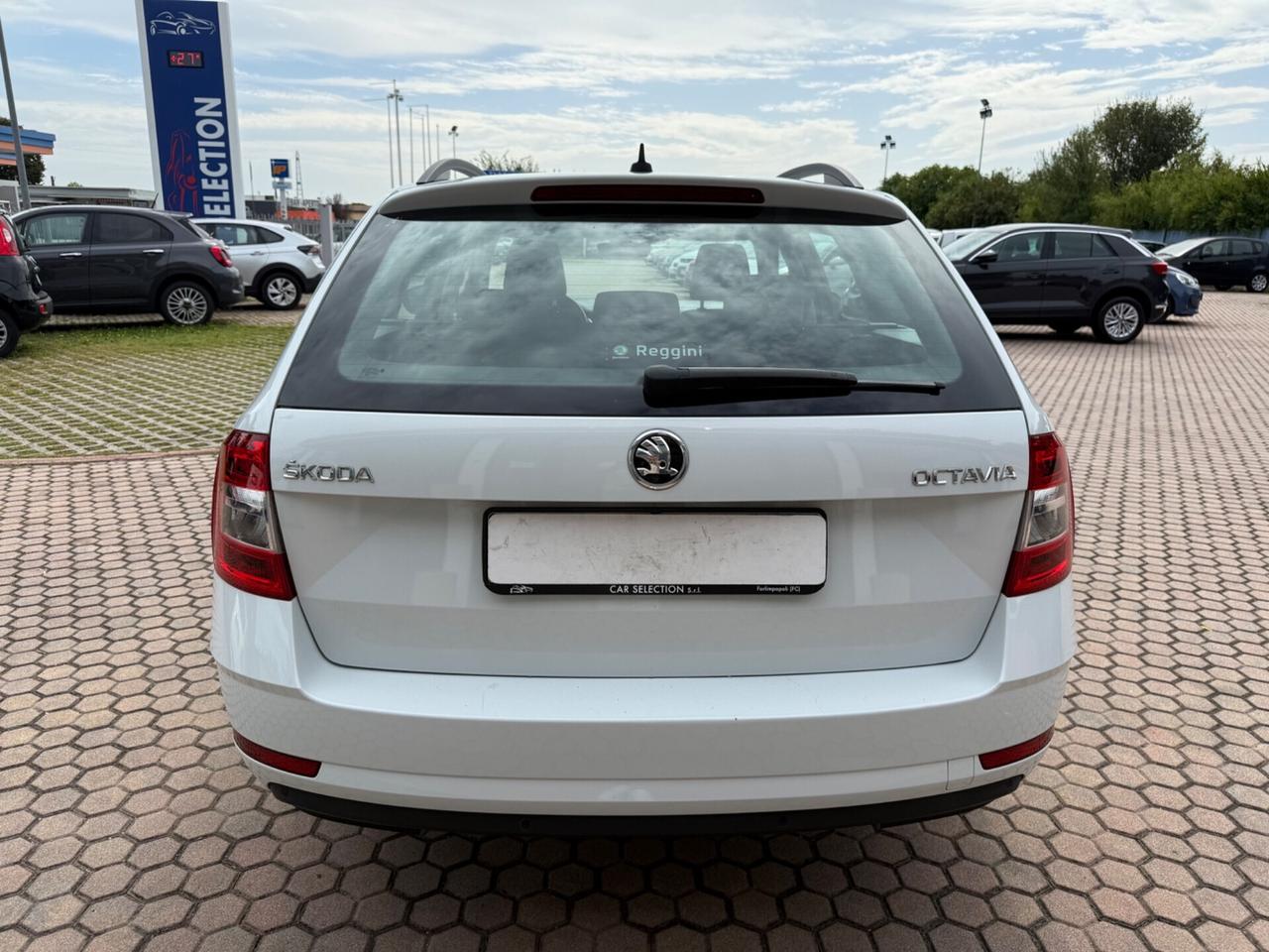 Octavia 2.0 TDI SCR 150 CV DSG Wagon Ambition