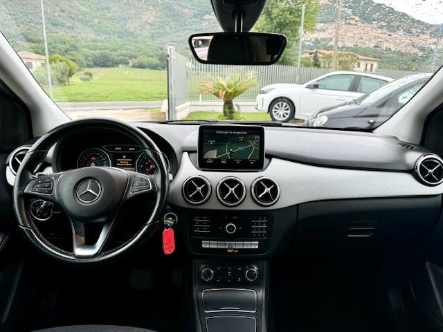 Mercedes-benz B 180 B 180 d Automatic Premium