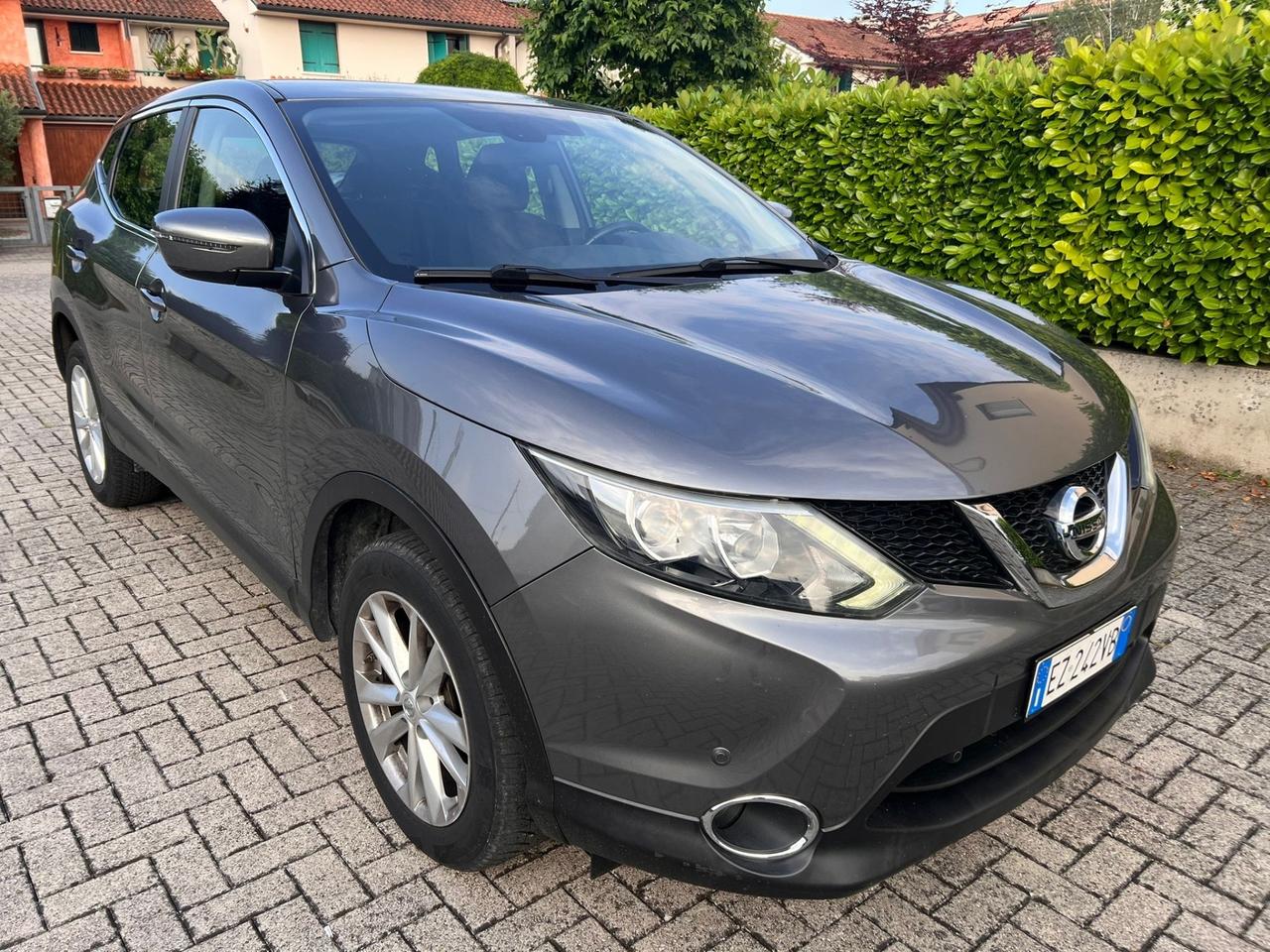 Nissan Qashqai 1.2 DIG-T Tekna