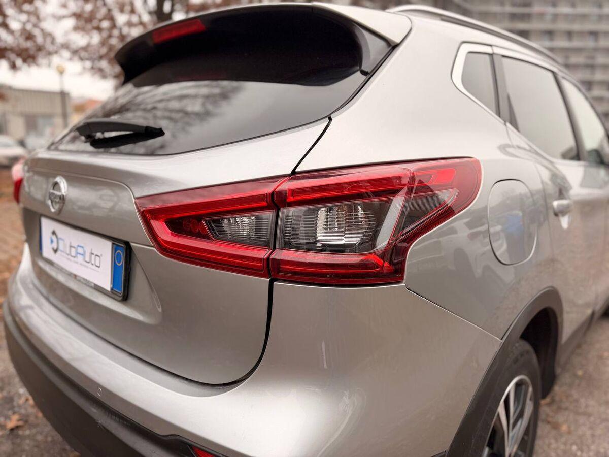 Nissan Qashqai 1.5 dci N-Connecta 115cv dct