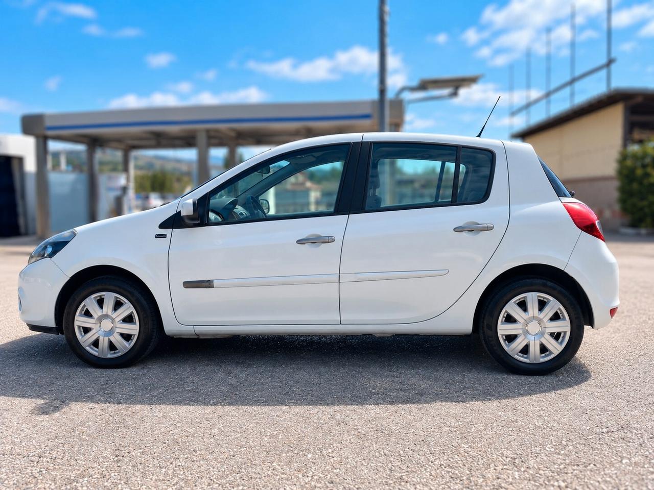 Renault Clio 1.2 16V 5 porte GPL Dynamique