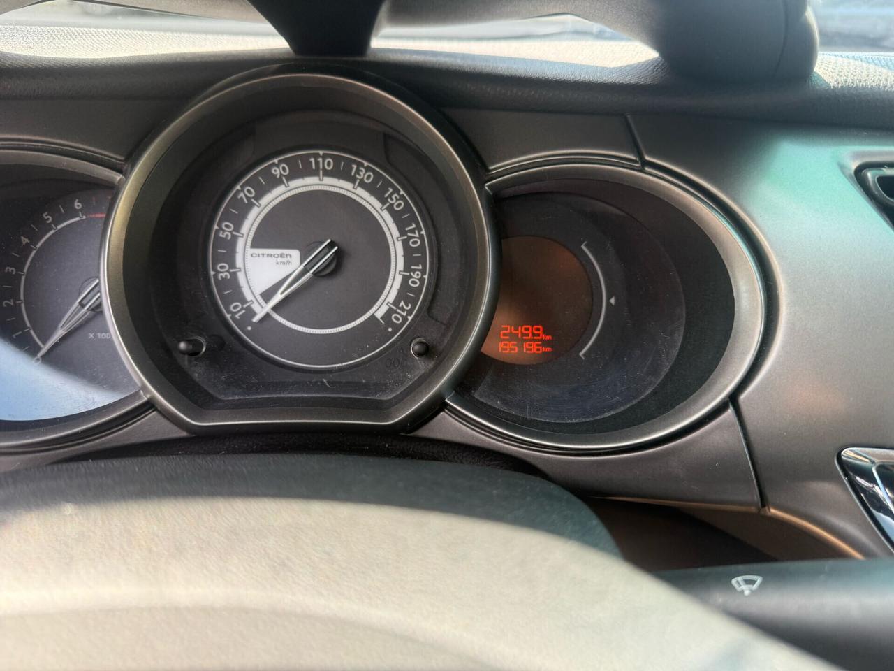 Citroen C3 1.0 BENZINA - ANNO 18.09.2014 - OTTIMA NEOPATENTATO