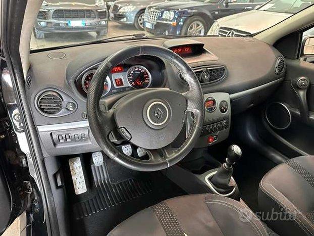 Renault Clio 3p 2.0 16v RS 200cv