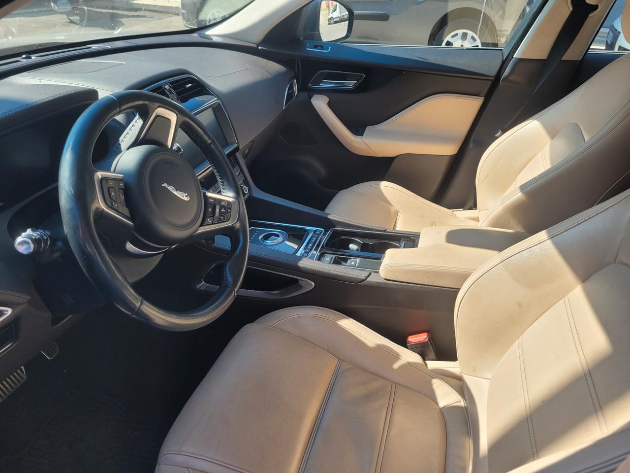 Jaguar F-Pace 2.0 D 180 CV AWD aut. Pure