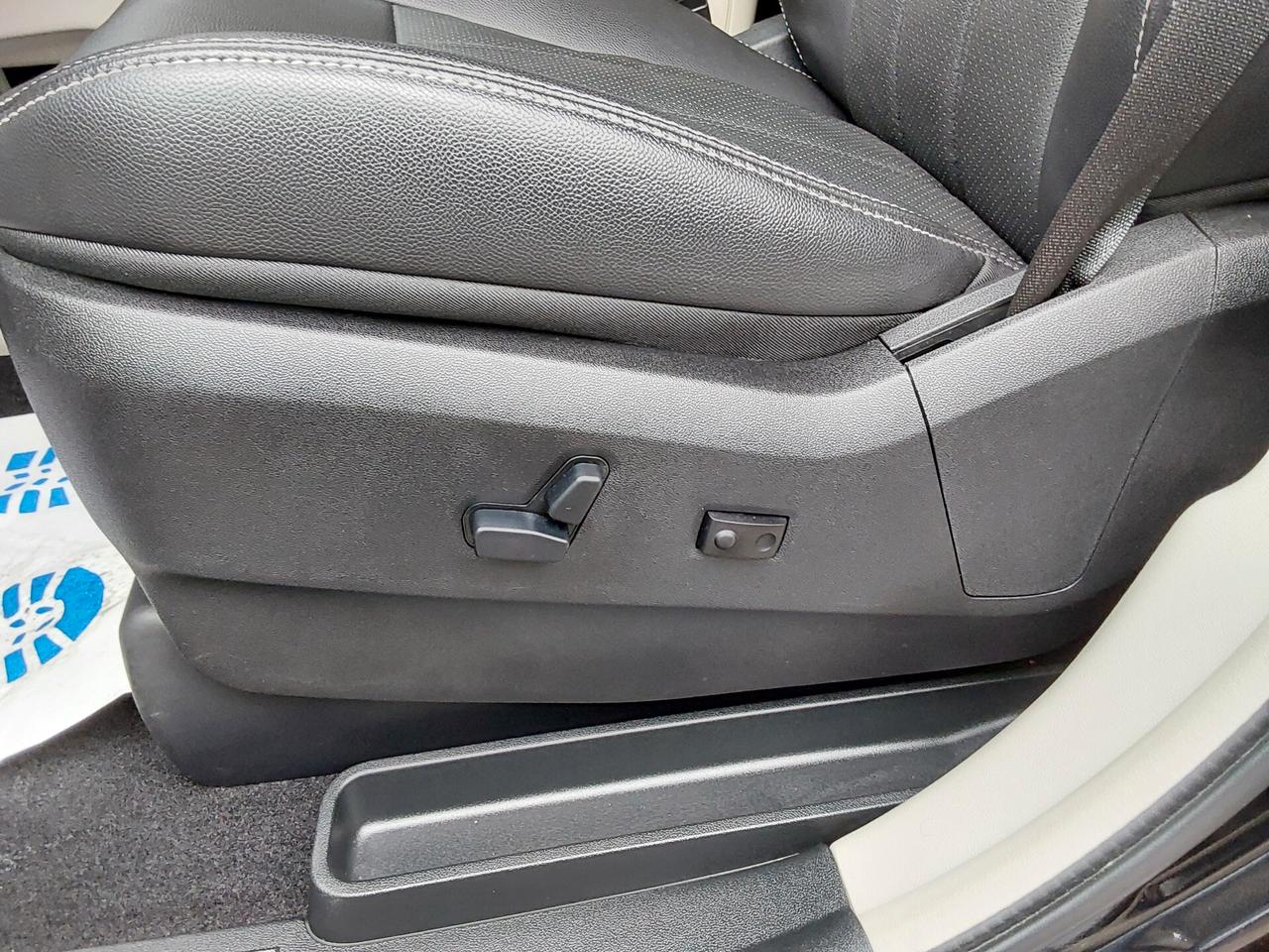 Lancia Voyager 2.8 D. 163 CV PLATINIUM PLUS KM 7.700