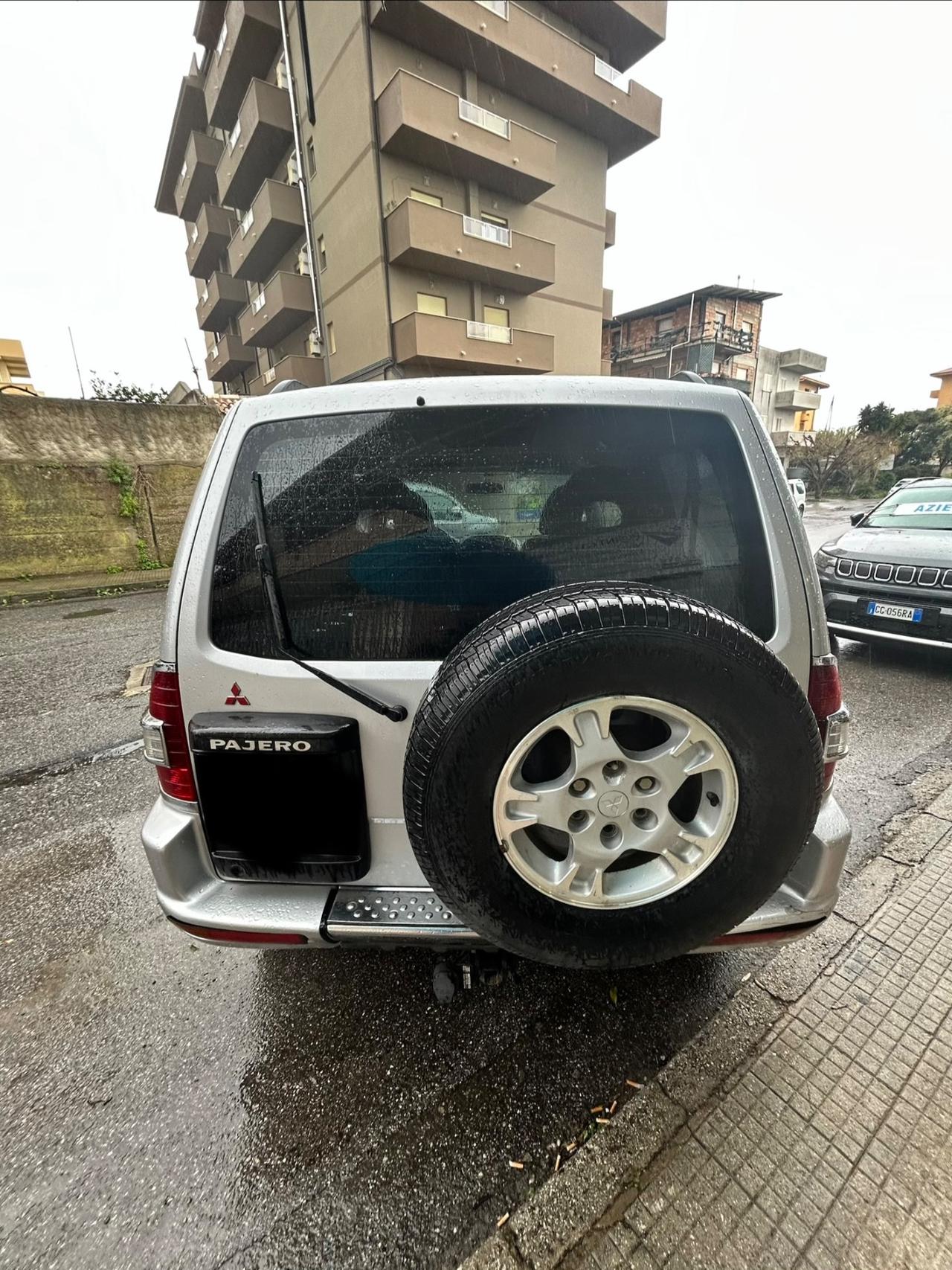 Mitsubishi Pajero 2.5 TDI 3p. GLX