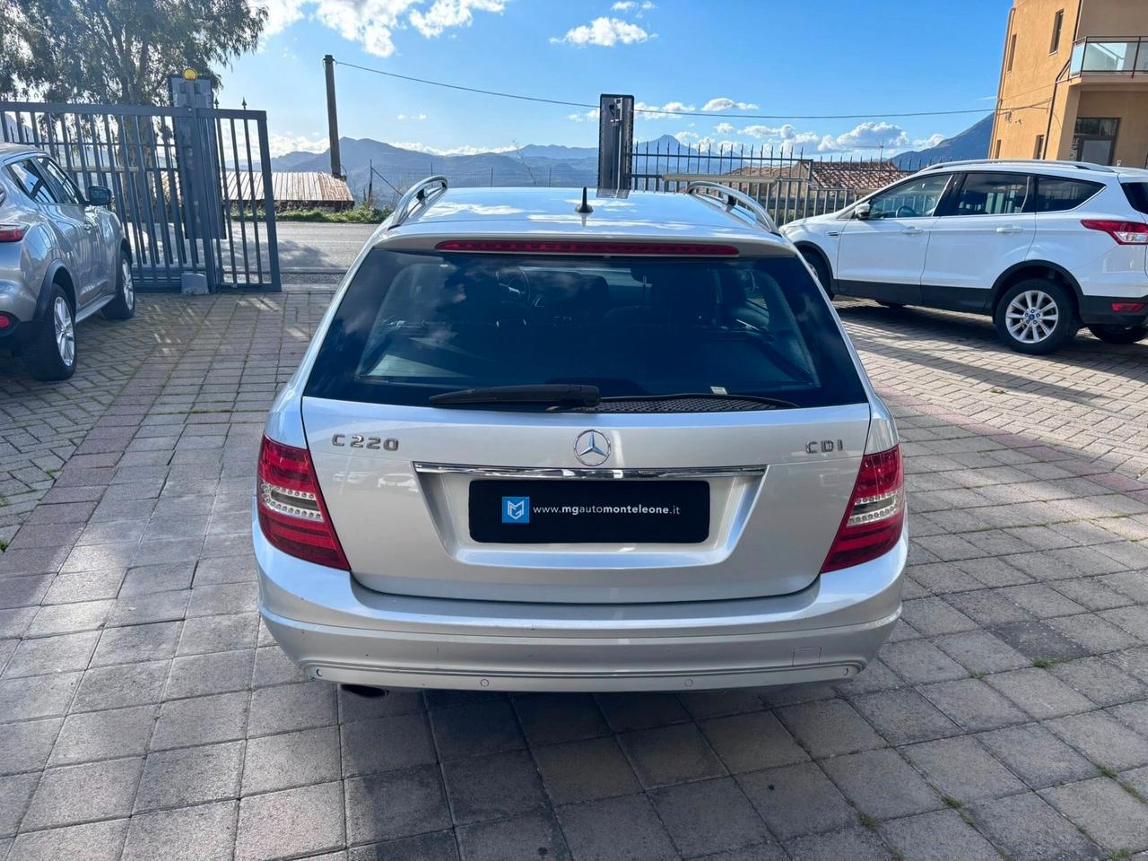 MERCEDES C220