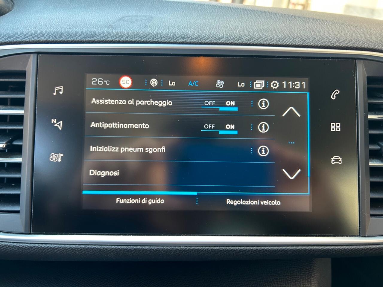 Peugeot 308 BlueHDi 100 S&S Business