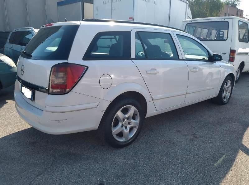 Opel Astra 1.7 CDTI 110CV S.W. AUTOCARRO