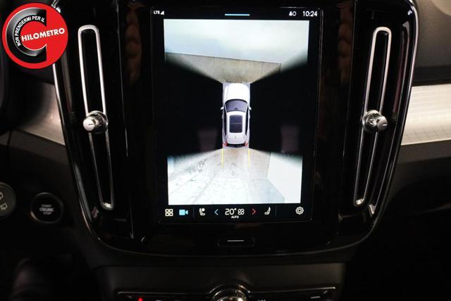 VOLVO XC40 B4 AWD automatico Plus Dark