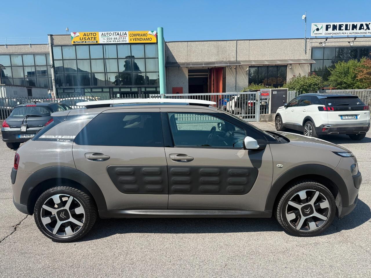 Citroen C4 Cactus BlueHDi 100 Shine*NAVI*EURO6B*