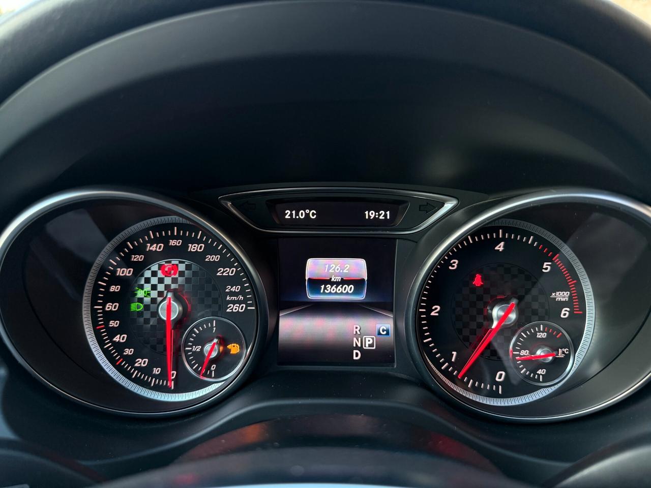 Mercedes A 200 136 CV Premium/NIGHT EDITION/TETTO