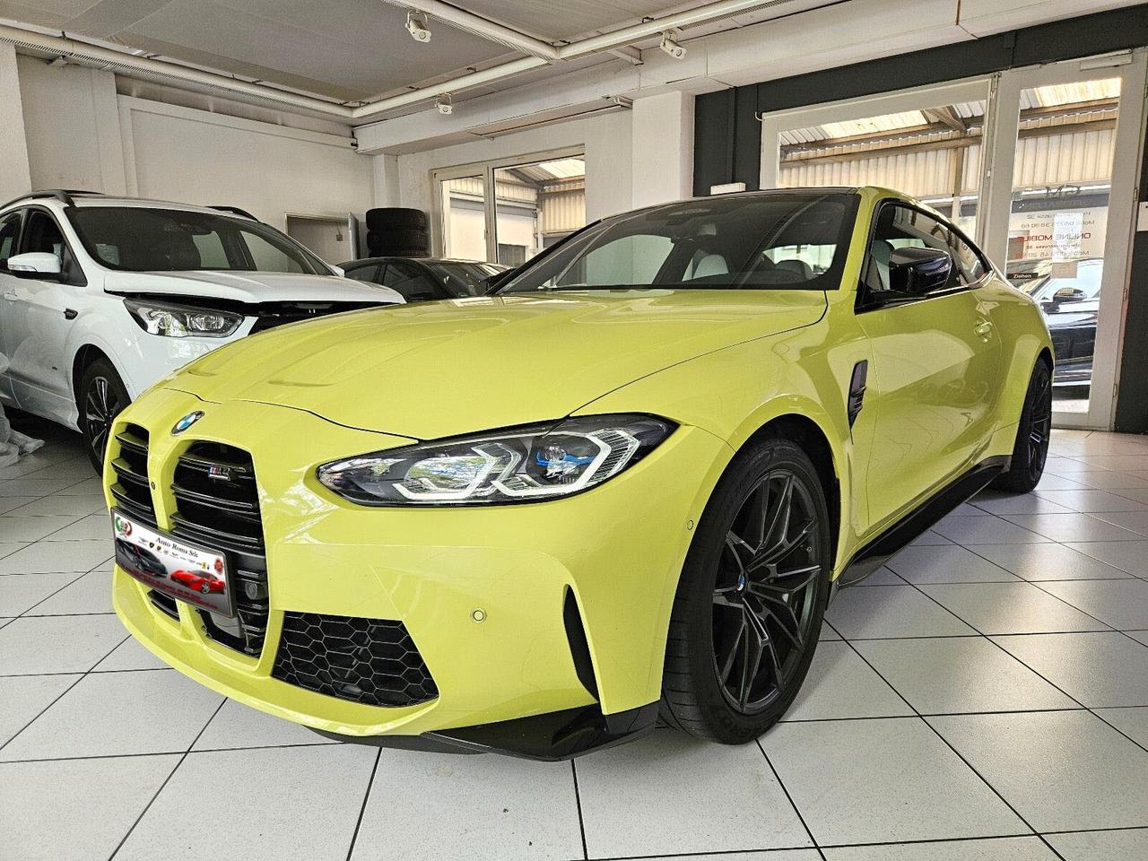 BMWM4 Coupé Competition*M San Paolo Giallo