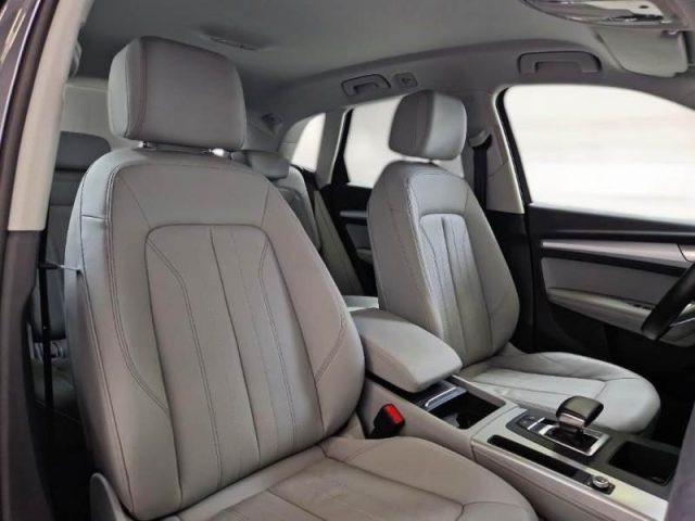 AUDI Q5 50 TFSI e quattro S tronic Business