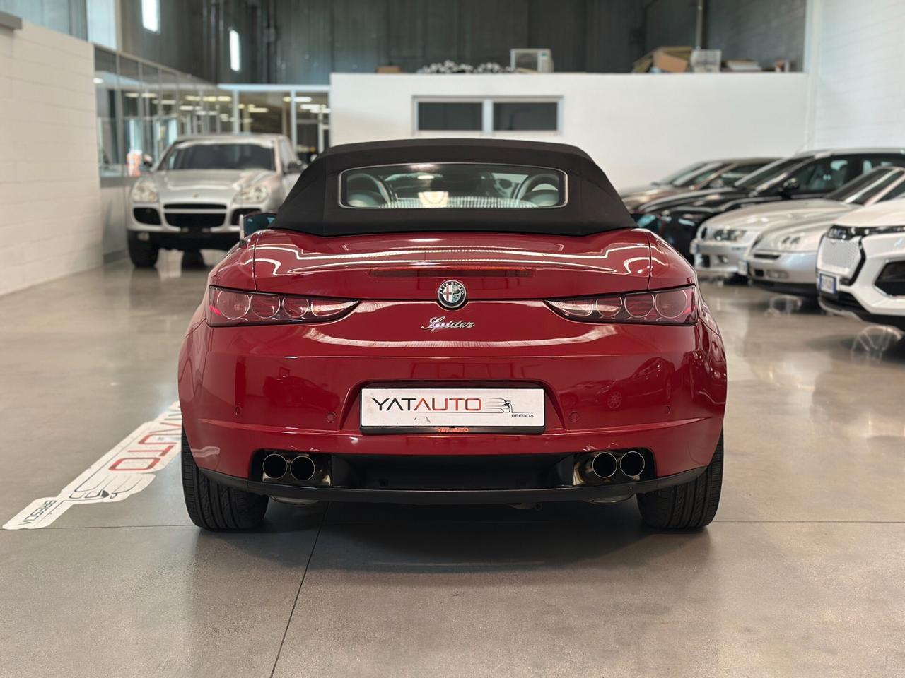Alfa Romeo Spider 2.2 JTS