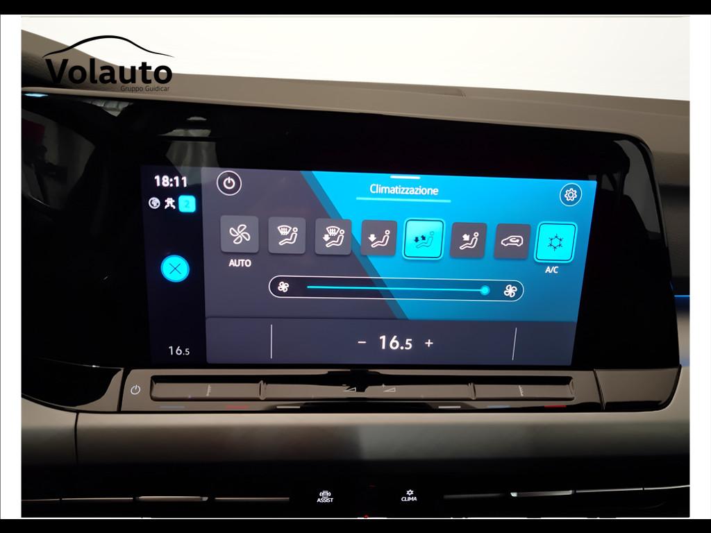 VOLKSWAGEN Golf VIII 2020 - Golf 2.0 tdi Life 115cv dsg