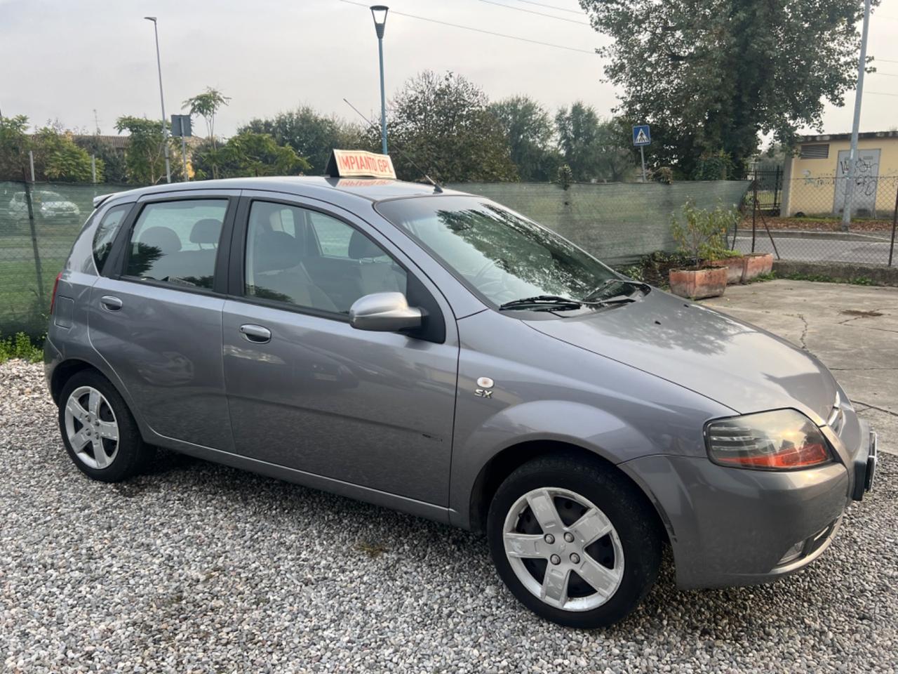 Chevrolet Kalos 1.2 5 porte SE