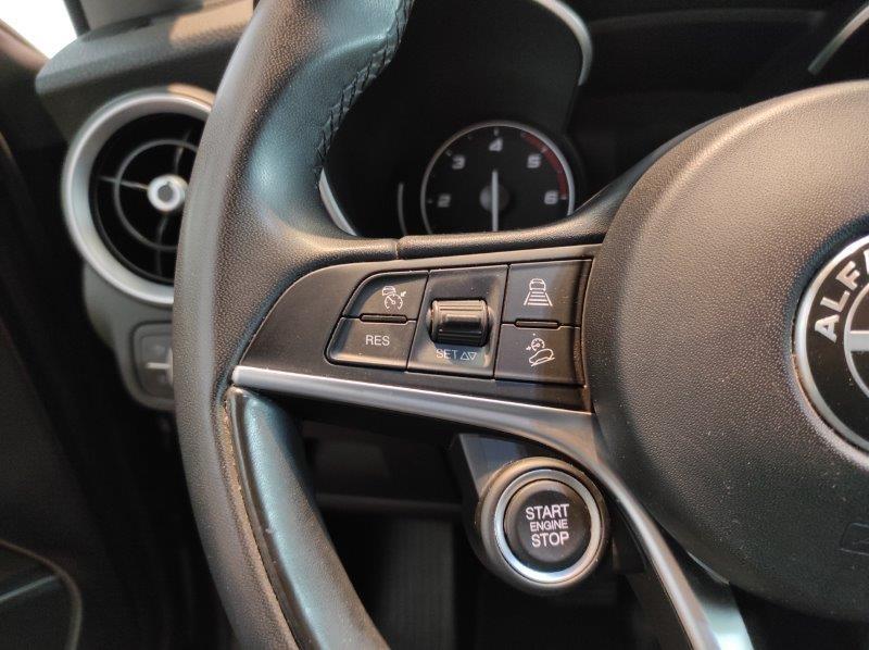 ALFA ROMEO Stelvio - Stelvio 2.2 Turbodiesel 190 CV AT8 Q4 Business