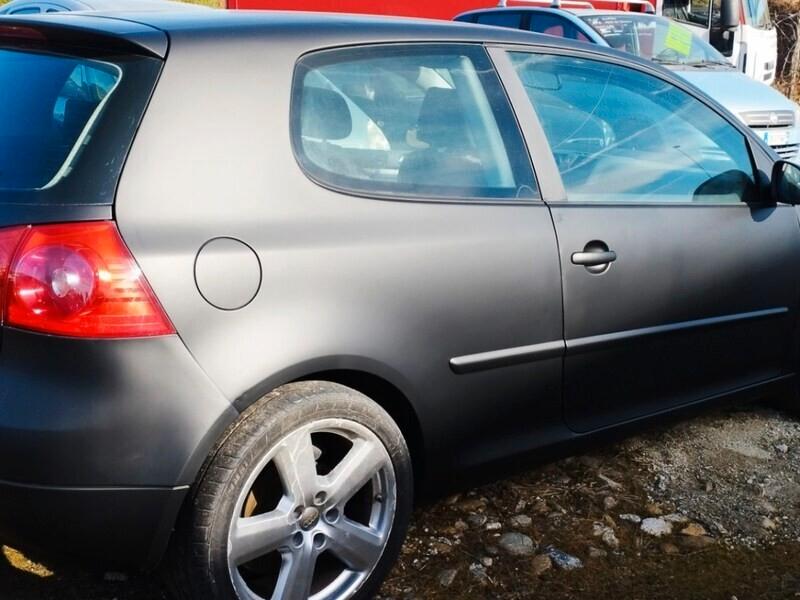 Volkswagen Golf 2.0 16V TDI NERO OPACO CERCHI 18