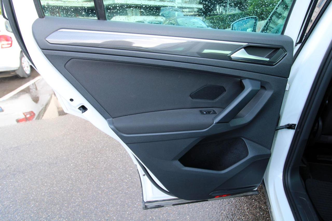 Volkswagen Tiguan 1.6 TDI SCR Sport BlueMotion Technology