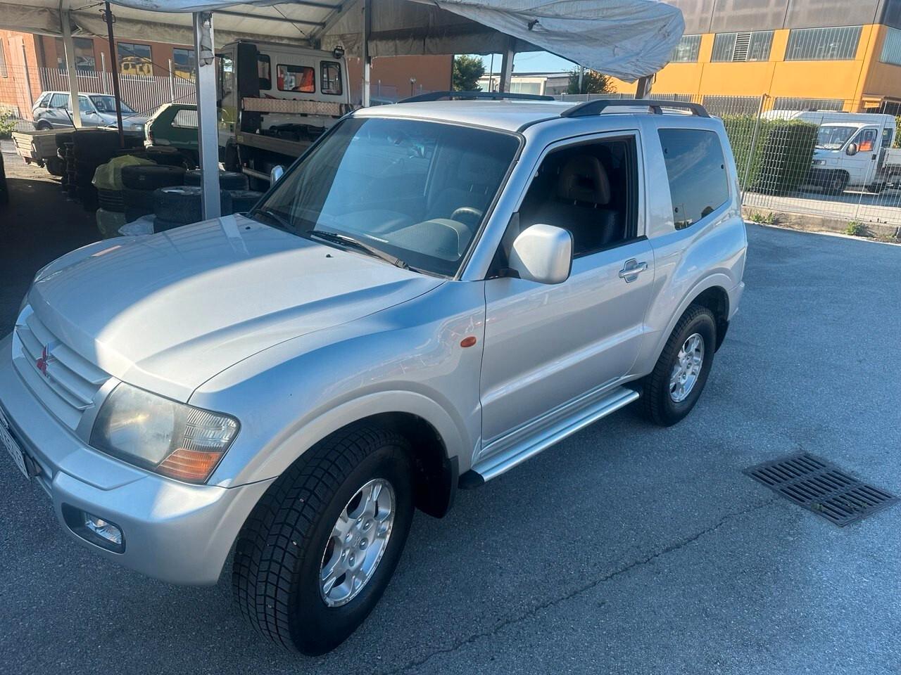 Mitsubishi Pajero 2.5 TDI 3p. GLX