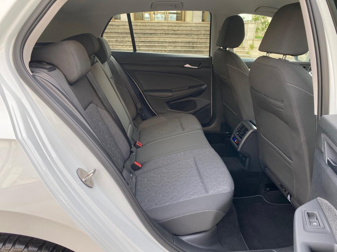 VOLKSWAGEN GOLF 8 Style 2.0 TDI 2023