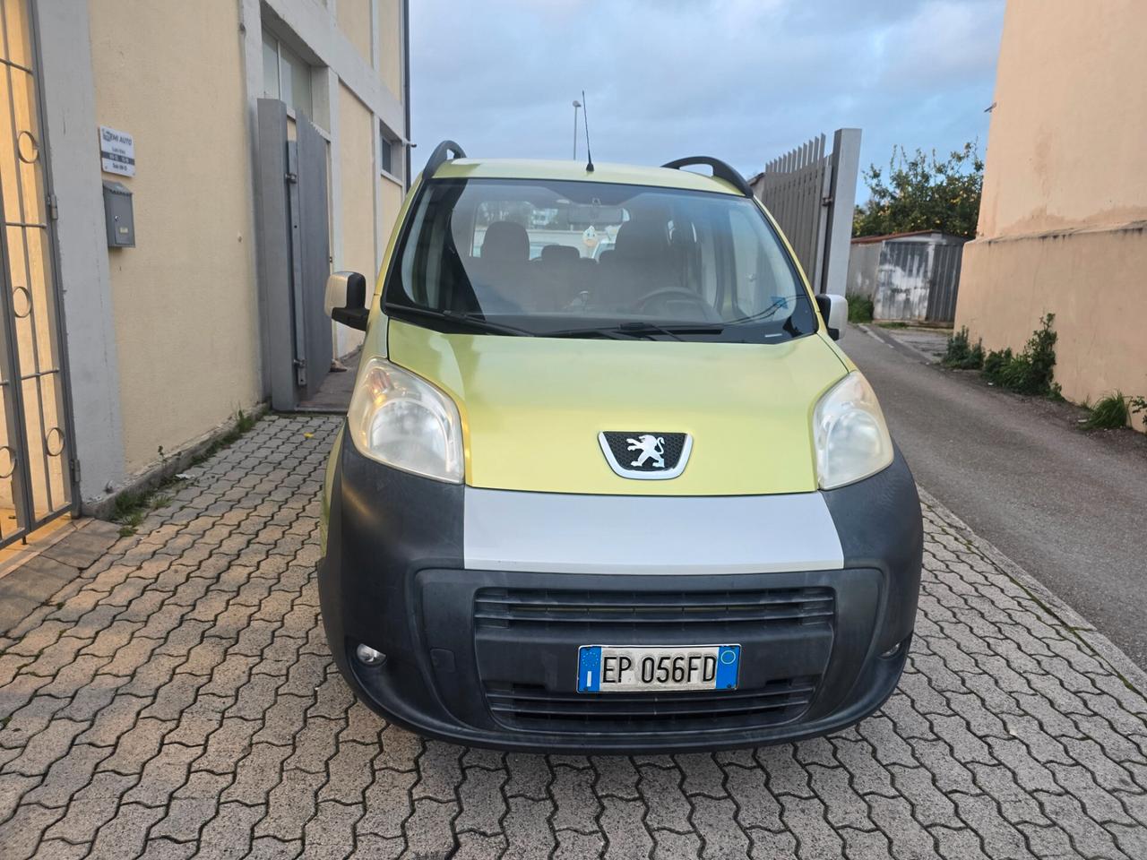 Peugeot Bipper Tepee 1.3 HDi 75 FAP Outdoor