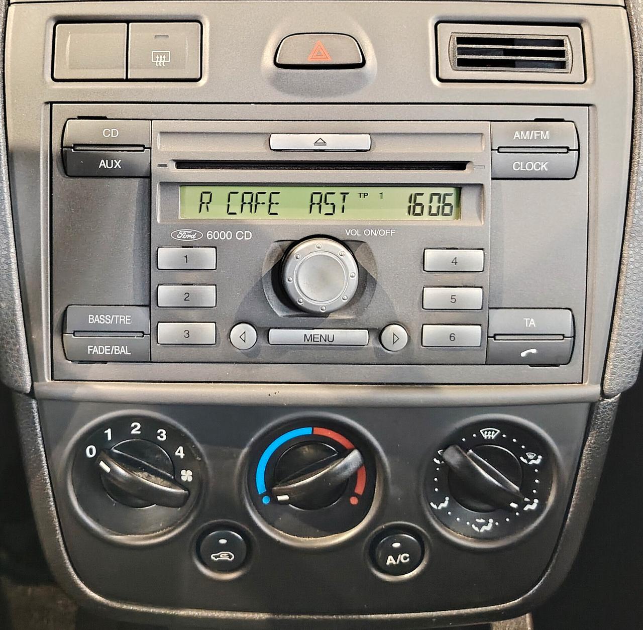 Ford Fiesta 1.2 16V 5p. Ghia