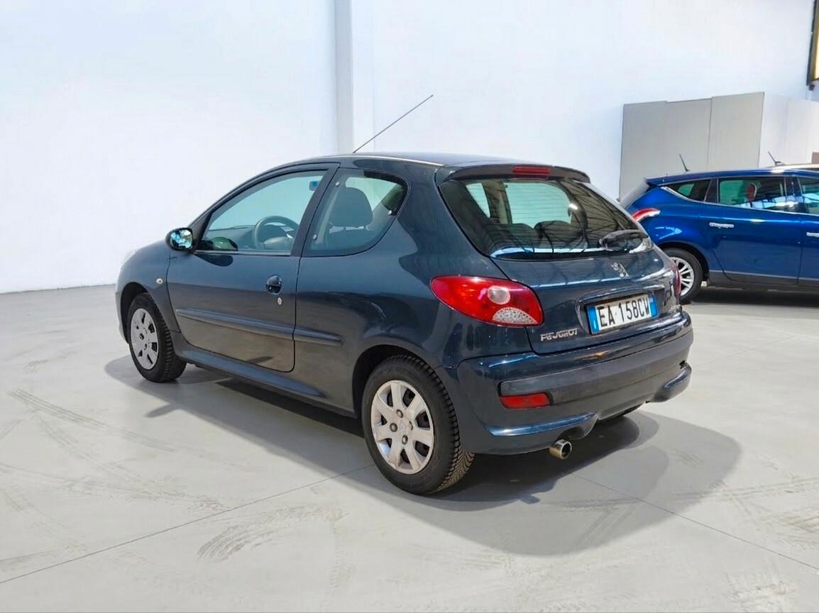 Peugeot 206+ GPL MOTORE KM0 EURO 4
