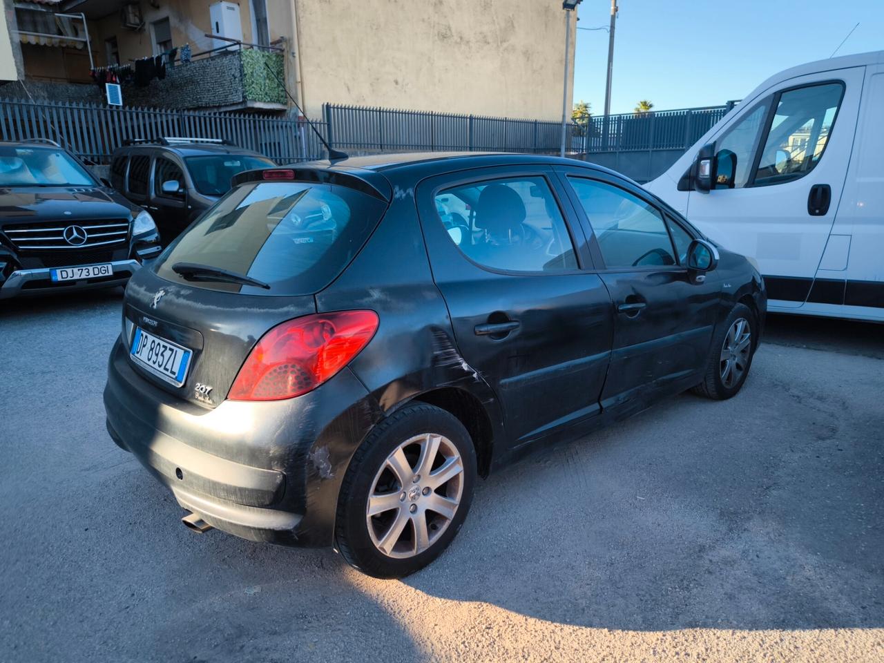 Peugeot 207 1.6 HDi 110CV 5p. XS