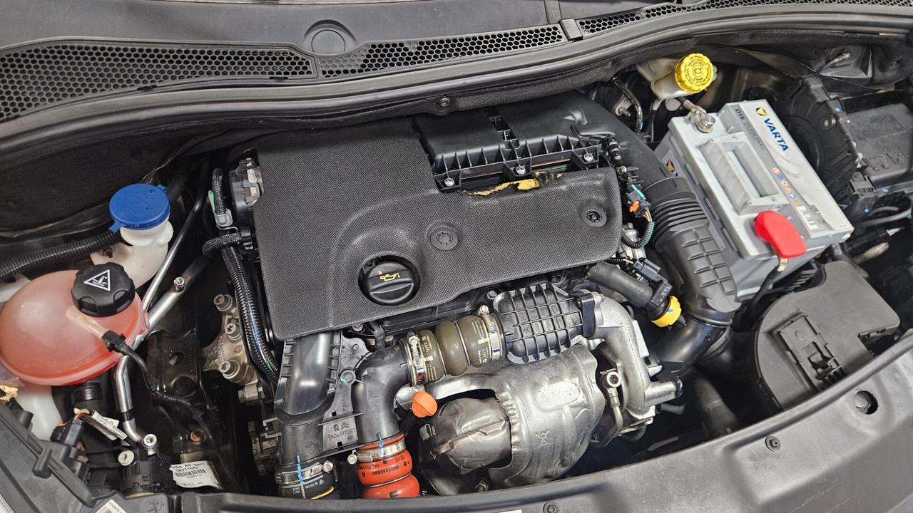 Peugeot 208 BlueHDi 75 5 porte Allure