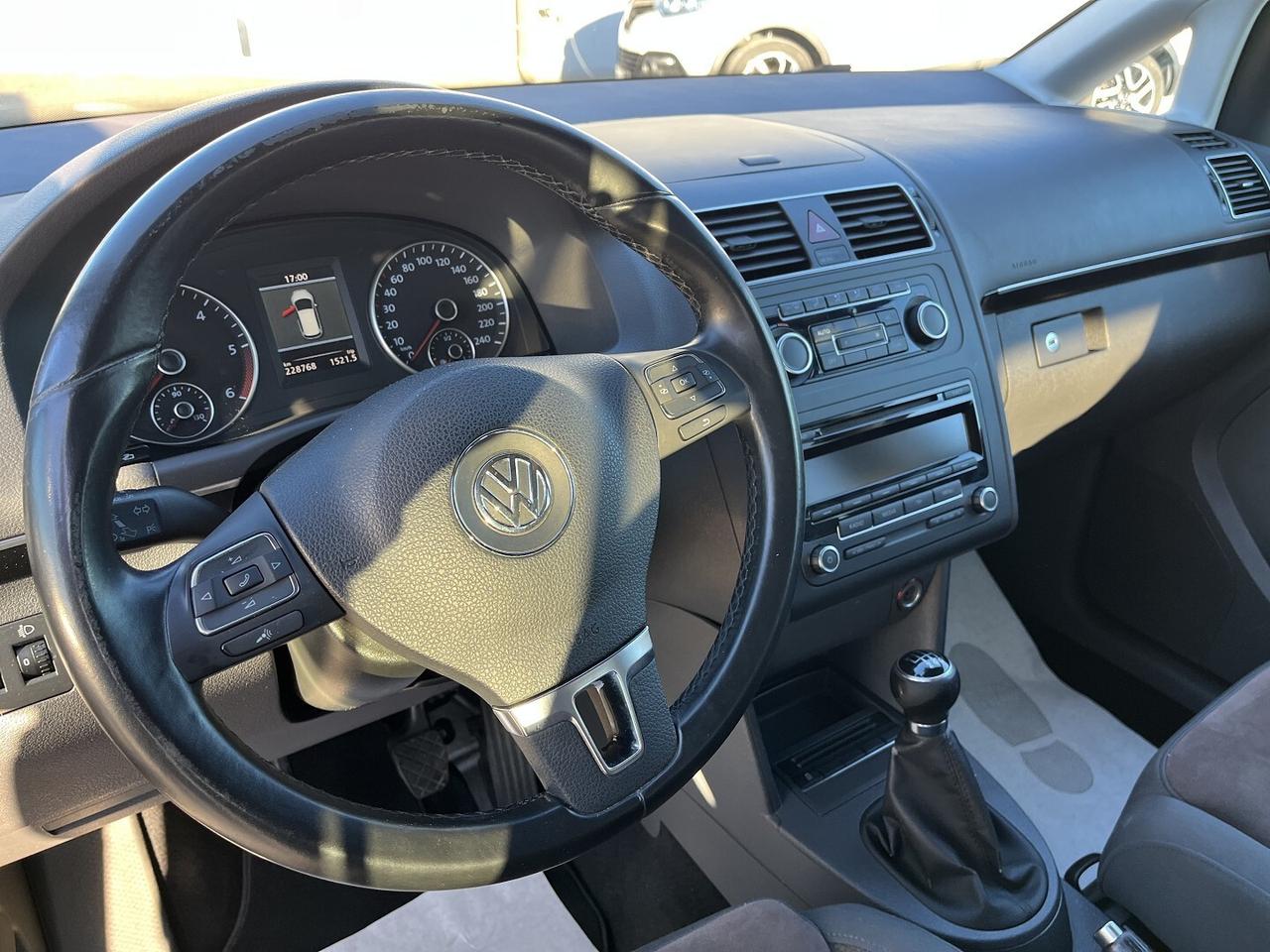 VW TOURAN 2.0 TDI 140 CV DSG 7 POSTI