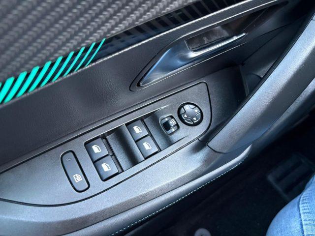 PEUGEOT 2008 BlueHDi 110 S&S Allure