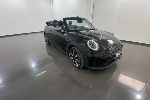 MINI Mini 1.5 Cooper Yours Cabrio