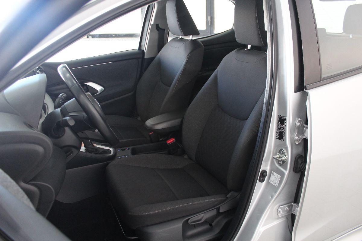 TOYOTA - Yaris - 1.5 Hybrid 5p. E-CVT Busin.