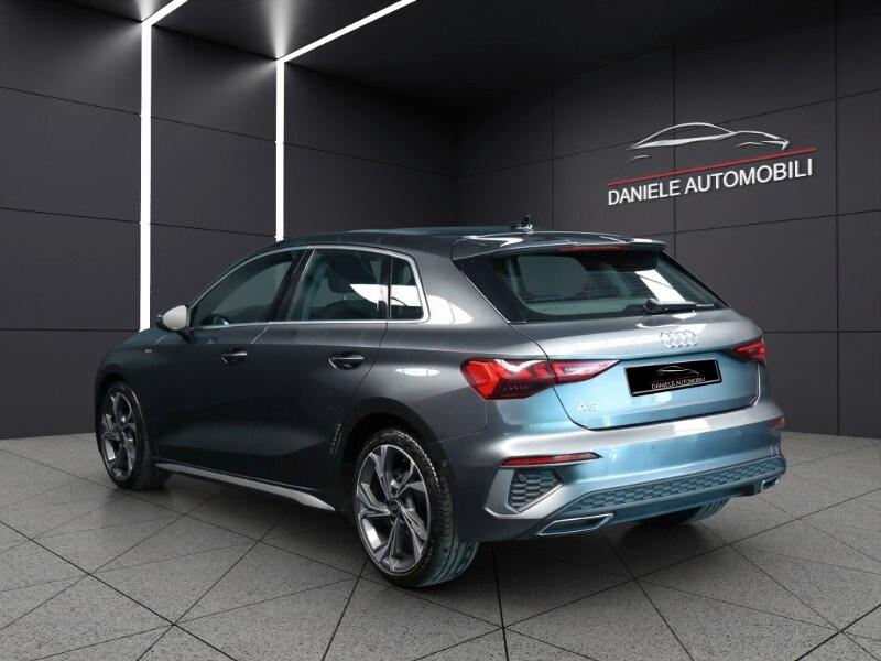 AUDI A3 4ª serie A3 SPB 30 TDI S tronic S line...
