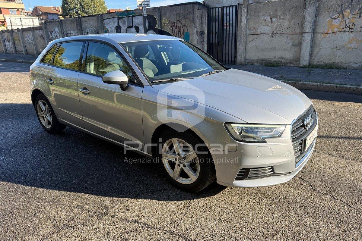 AUDI A3 Sedan 35 TDI S tronic Business