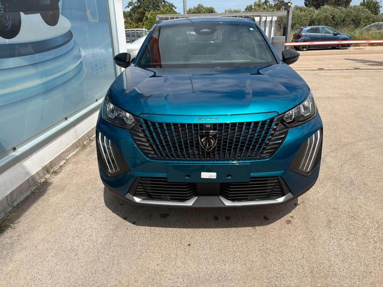 Peugeot 2008 Hybrid 110 e-DCS6 Allure